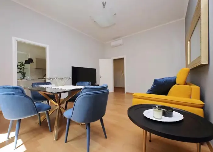 Apartment Elegante E Ampio Appartamento Nel Cuore Di Prati Rom