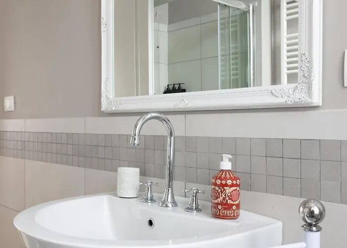 Appartement Elegante E Ampio Appartamento Nel Cuore Di Prati Rome