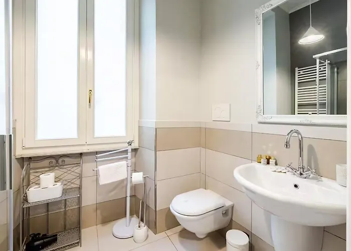 Apartment Elegante E Ampio Appartamento Nel Cuore Di Prati *